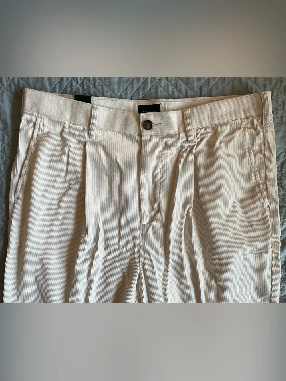 J. CREW Classic-fit pleated 14-wale corduroy trouser in Ivory Size 34 NWT CO455
